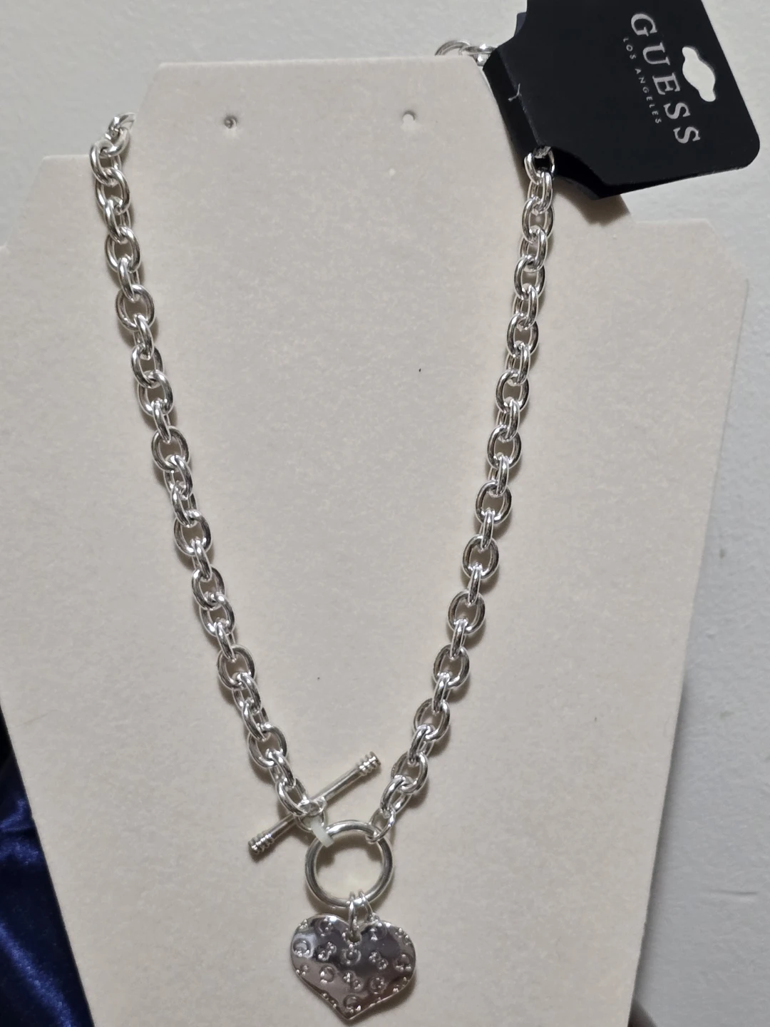 Guess Silver Tone Toggle Necklace with Heart Charm - photo 5