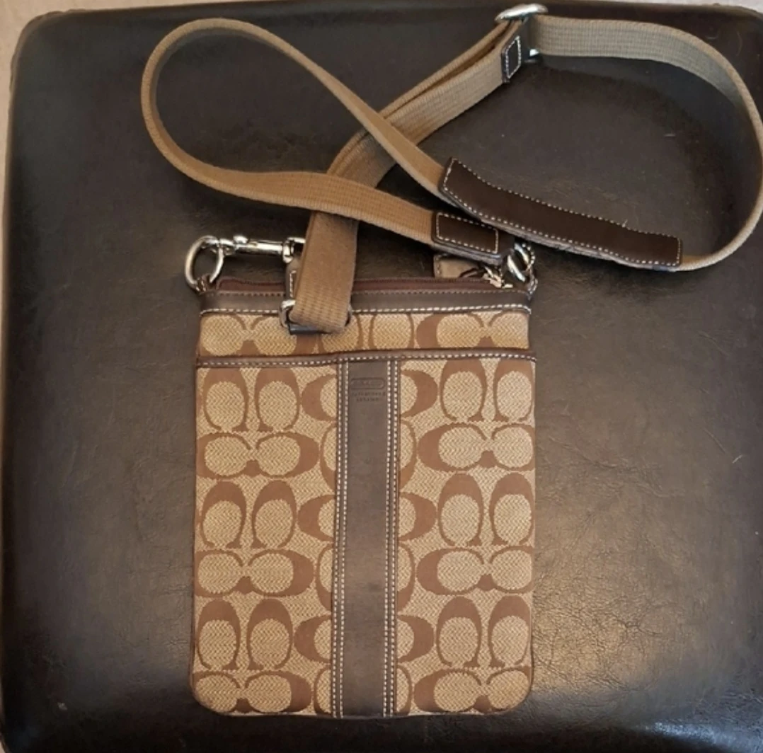 Coach Signature Canvas Crossbody Bag