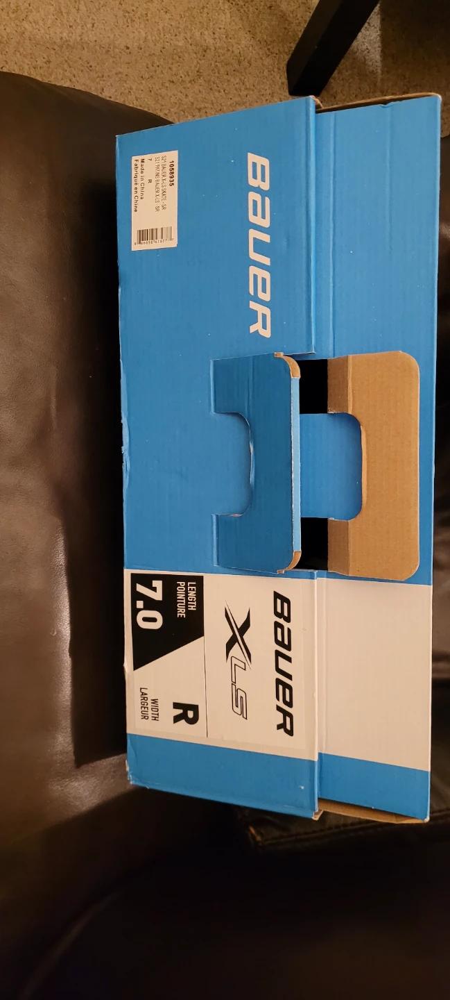 Bauer Hockey Skates - photo 2
