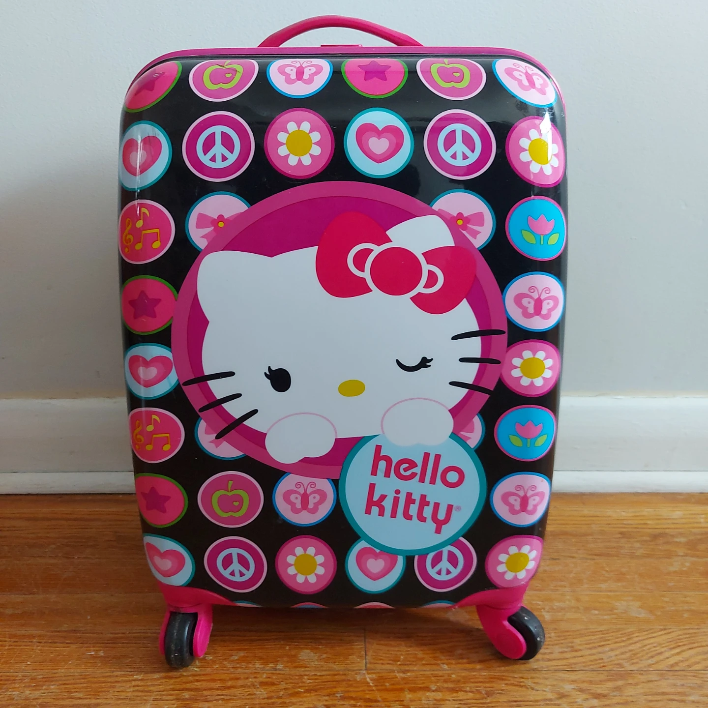 Hello Kitty Kids Rolling Luggage Suitcase