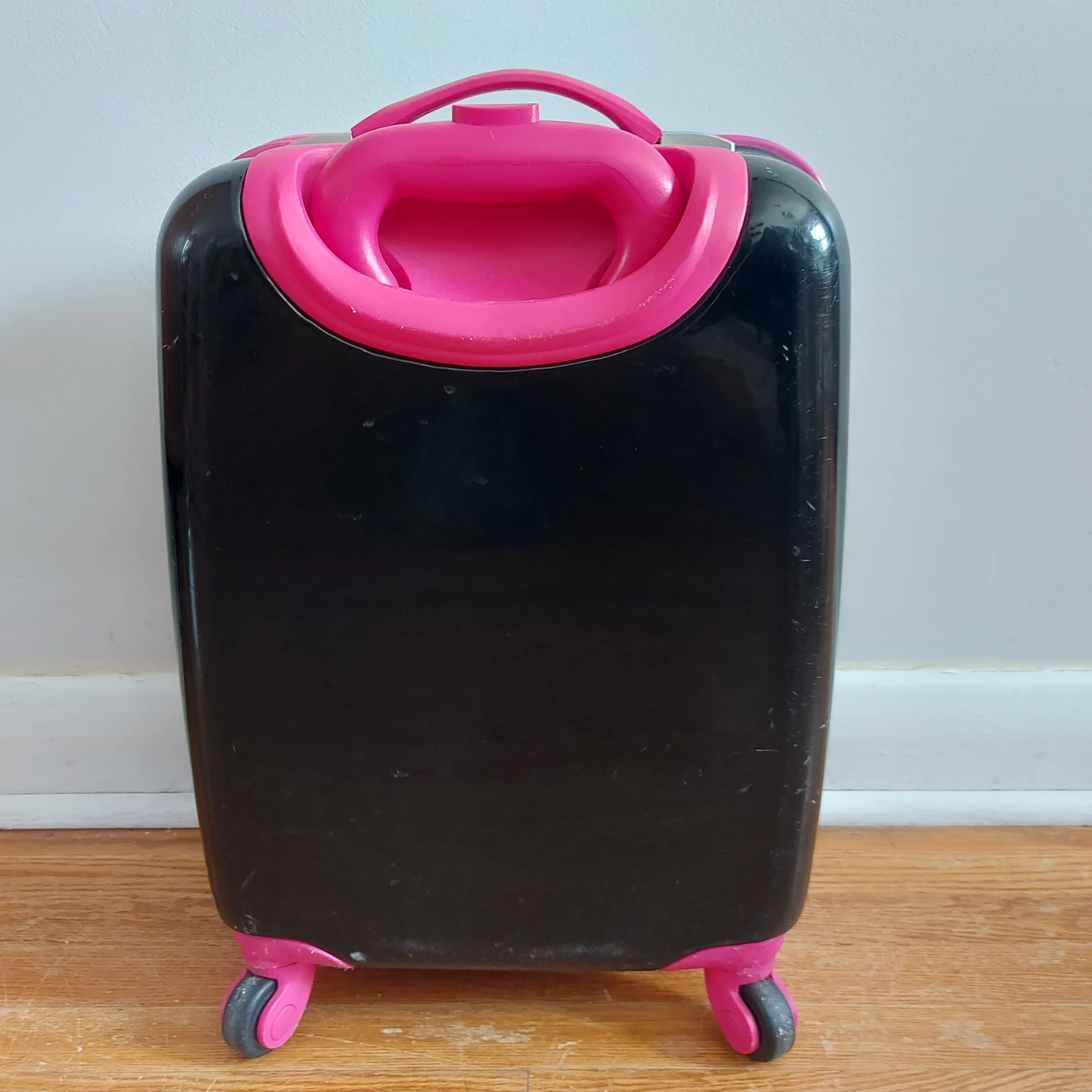 Hello Kitty Kids Rolling Luggage Suitcase - photo 4