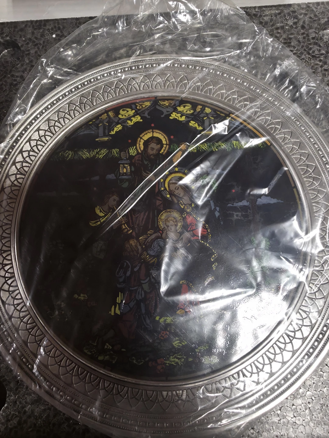 Rhodes Studios Nativity of Love Plate - photo 2