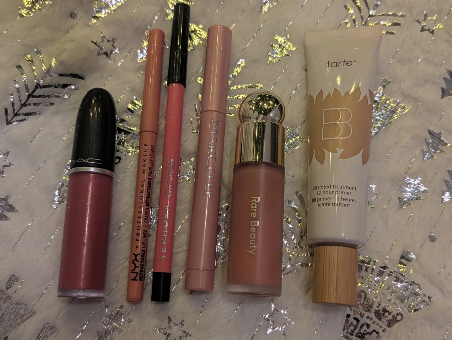 Makeup bundle inc. MAC, Tarte & Rare Beauty