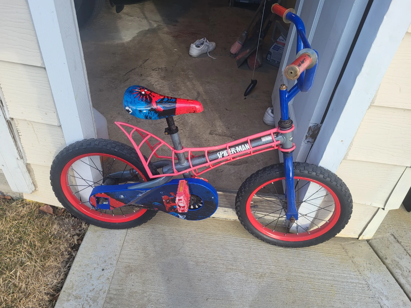 Spider-Man Kids Training Bike