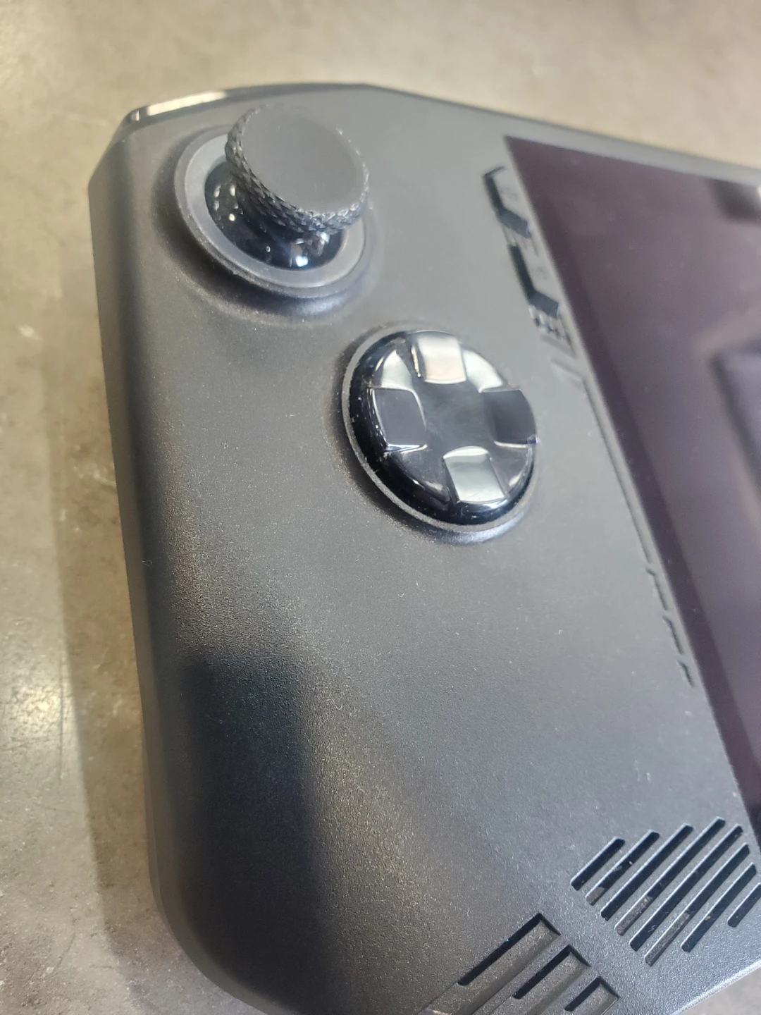 MSI Claw Gaming Handheld - photo 2