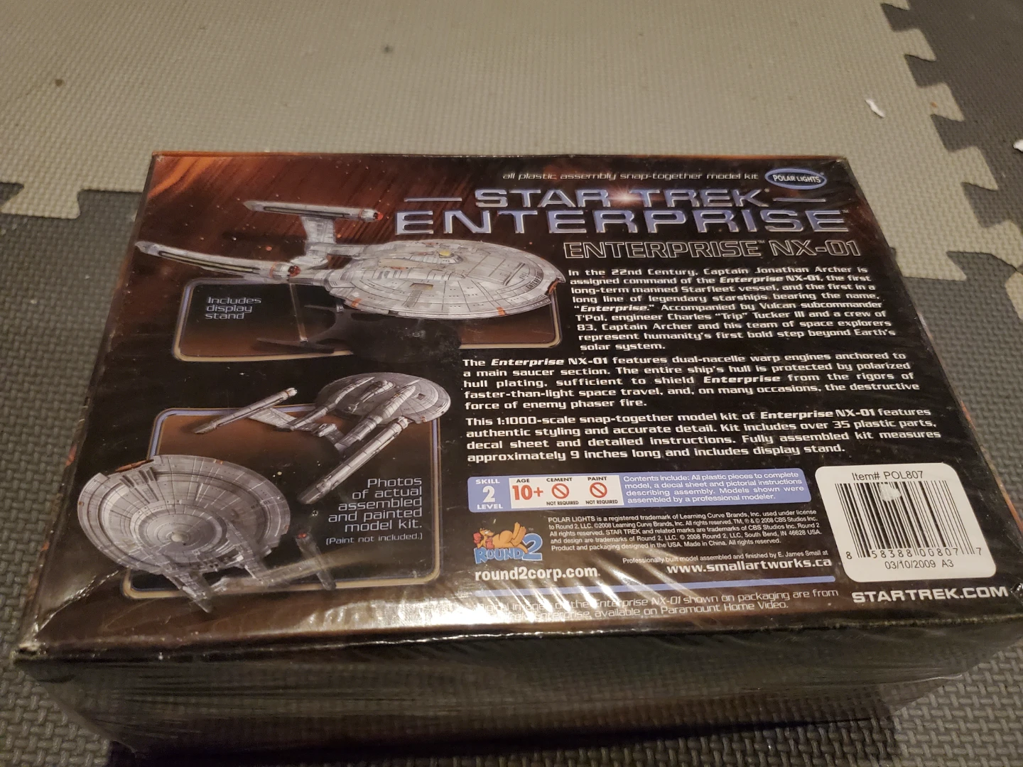 Polar Lights Star Trek Enterprise NX-01 Model Kit - photo 4