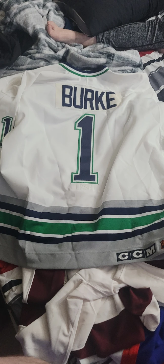 CCM Hartford Whalers Hockey Jersey - Burke #1 - photo 2