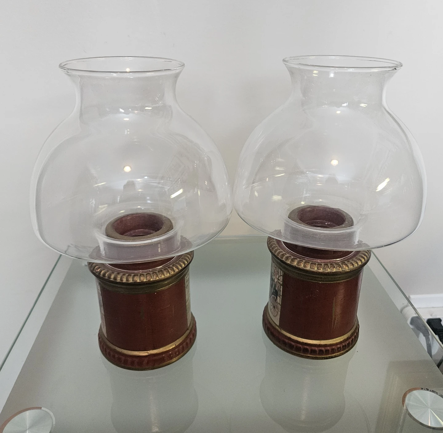 Pair of Vintage Hurricane Lamps with Decorative Bases - photo 2
