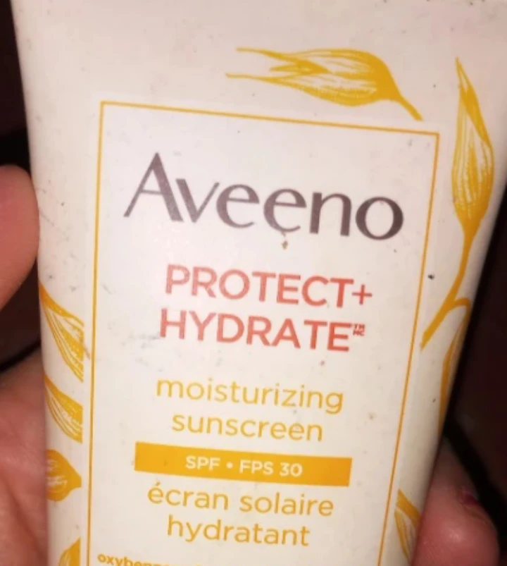 Aveeno Moisturizing Sunscreen - photo 2