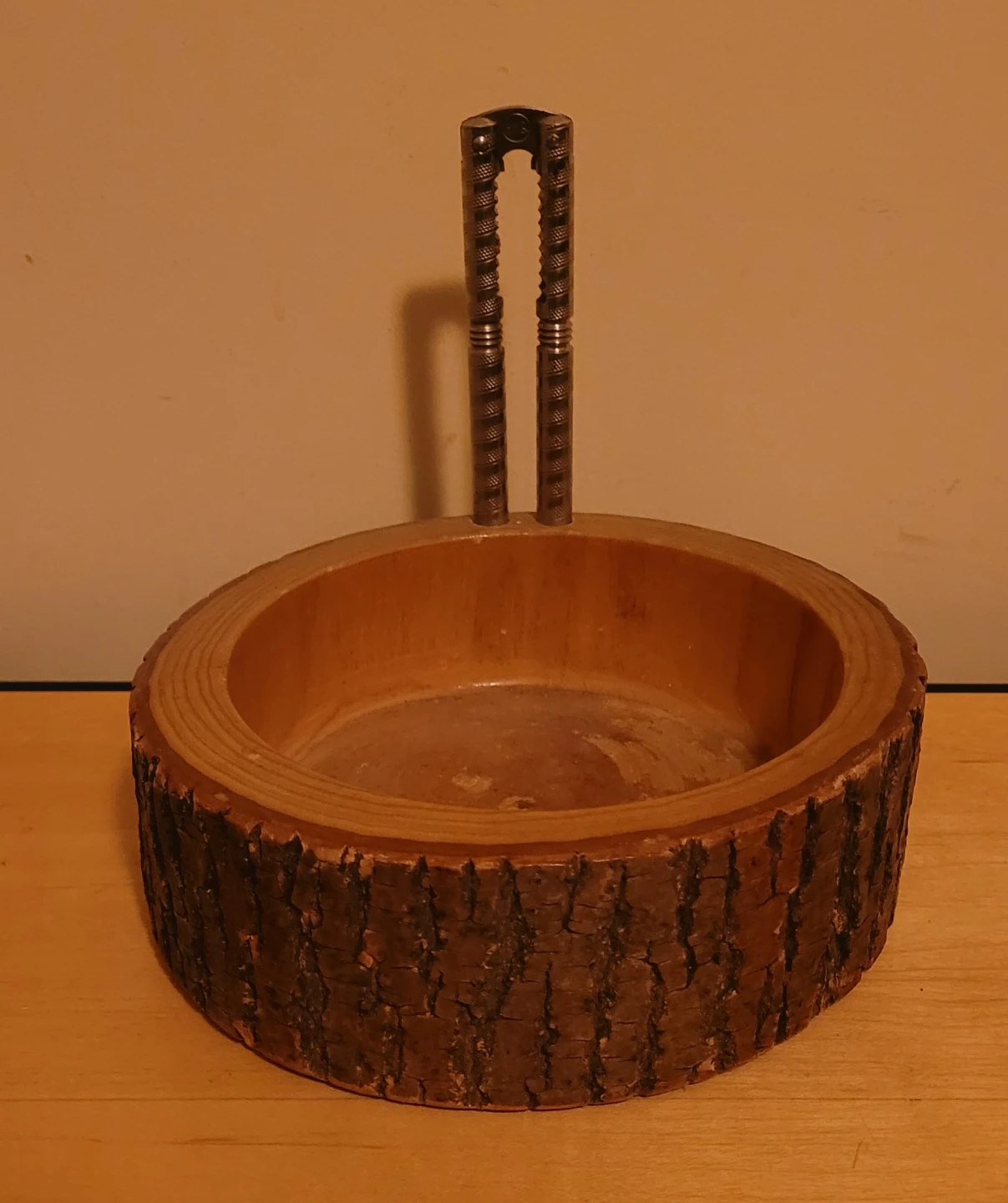 Log Nutcracker Bowl ❤️