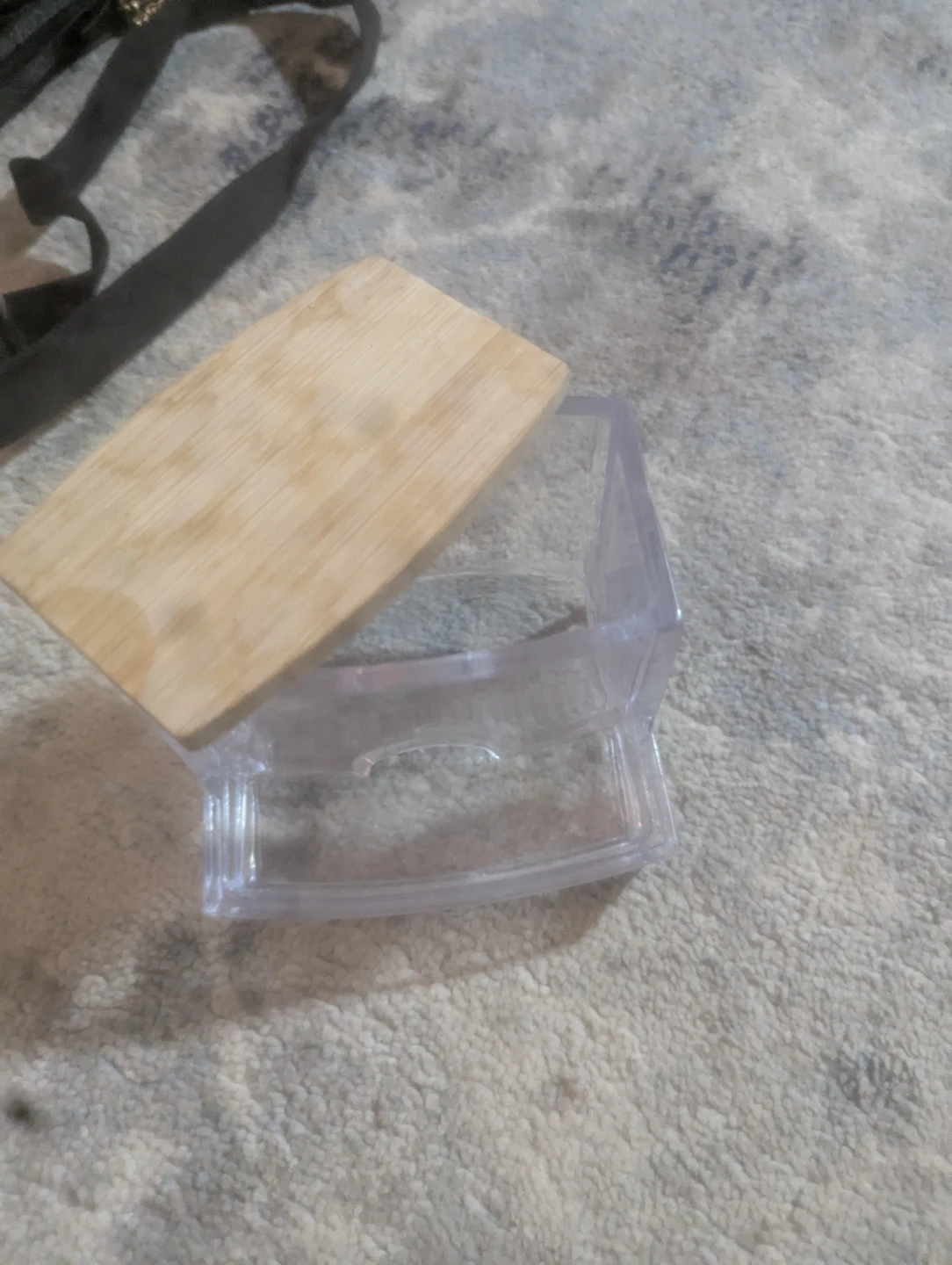 Clear Plastic Container with Wooden Lid - photo 3