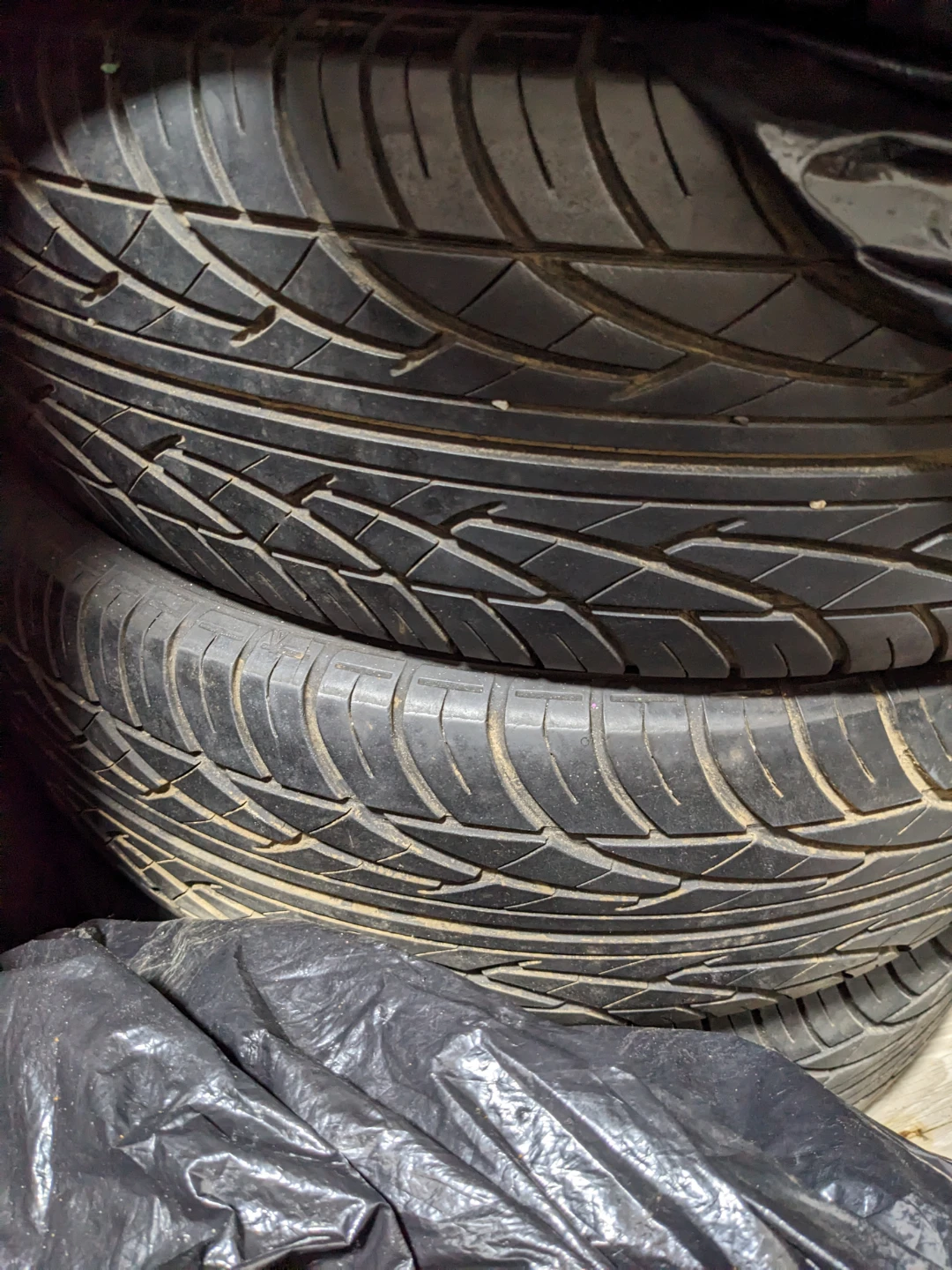Rav 4 Tires (No Rims) - photo 3
