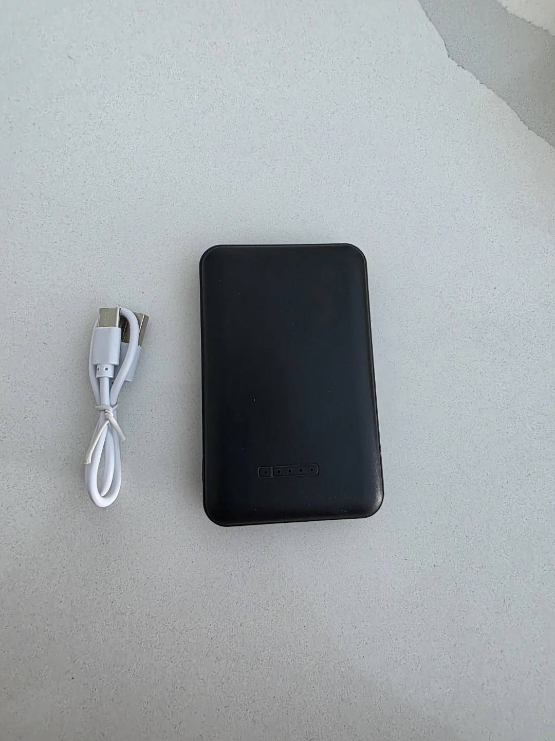 Wireless Charger Power Bank 5000mAh Brand New - photo 2