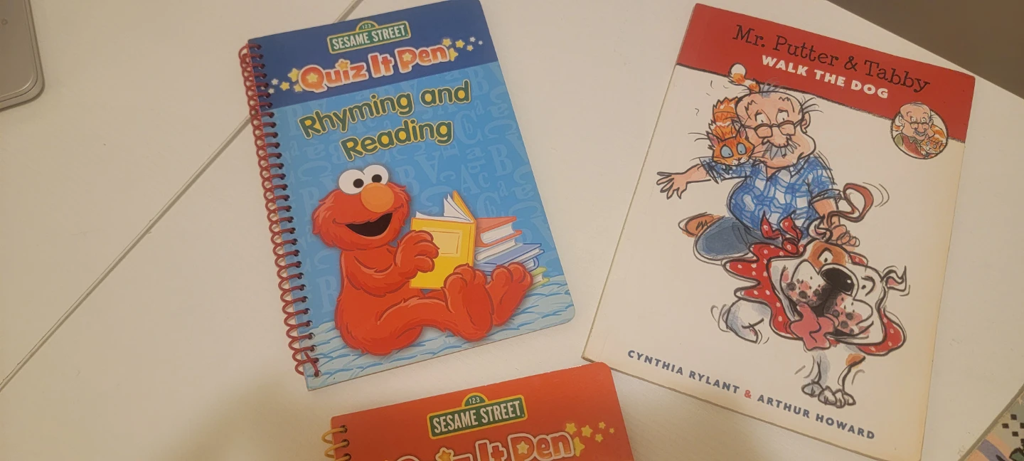 Children's Book Bundle: Sesame Street, Goosebumps, Mercer Mayer - photo 3
