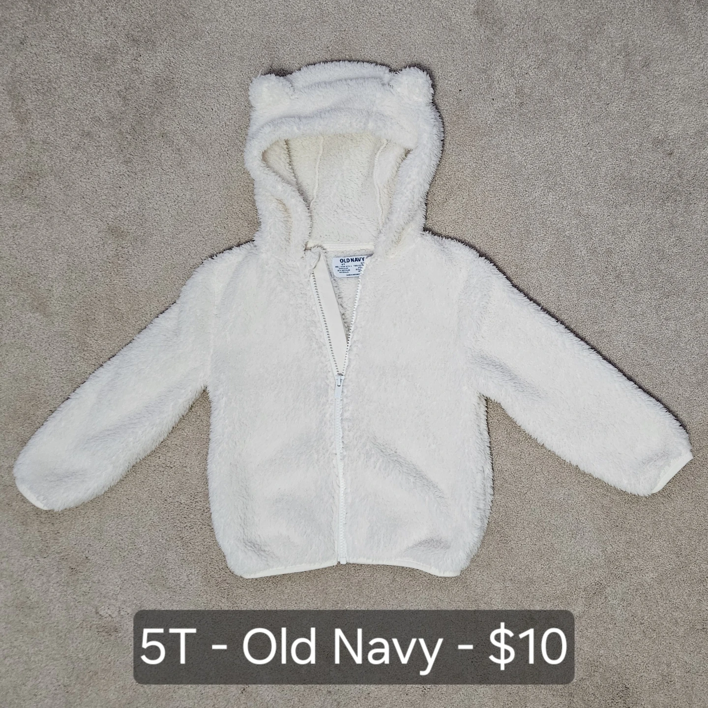 Old Navy White Fuzzy Bear Hoodie - Size 5T