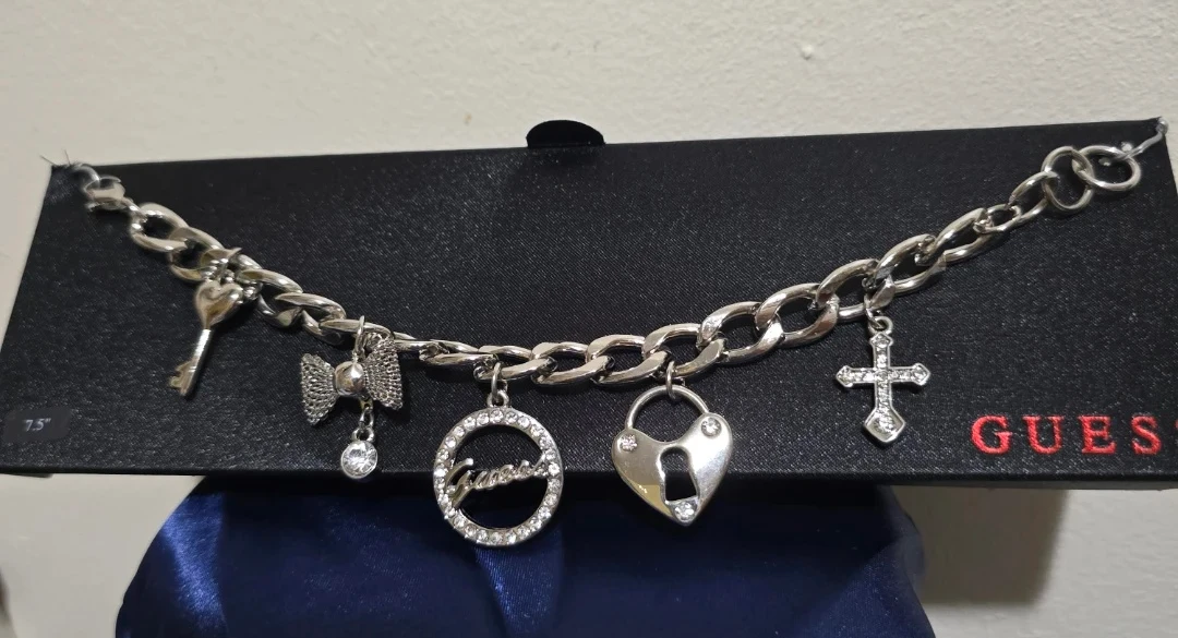 Guess Charm Bracelet Silver Tone 7.5" - photo 4