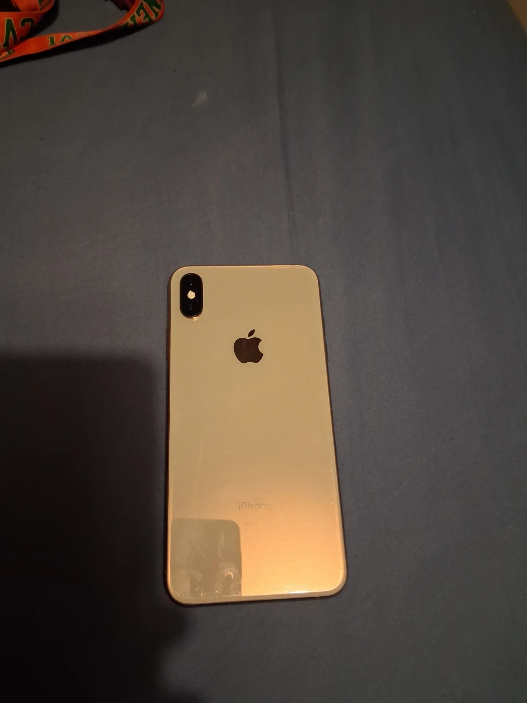 Apple iPhone Xs (Gold, 64 GB) - photo 2