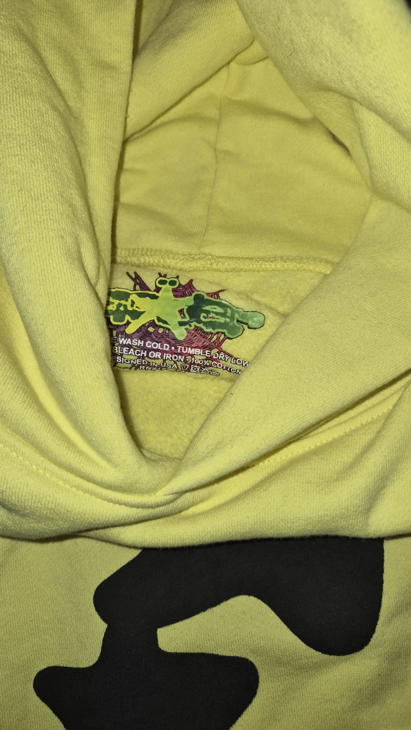 Sp5der Yellow Hoodie with Black Star Graphics - photo 2