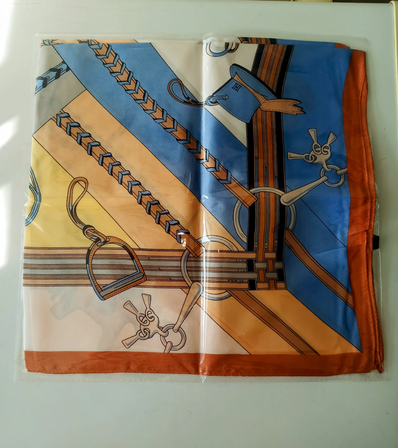 New~ 28x28inch Scarf