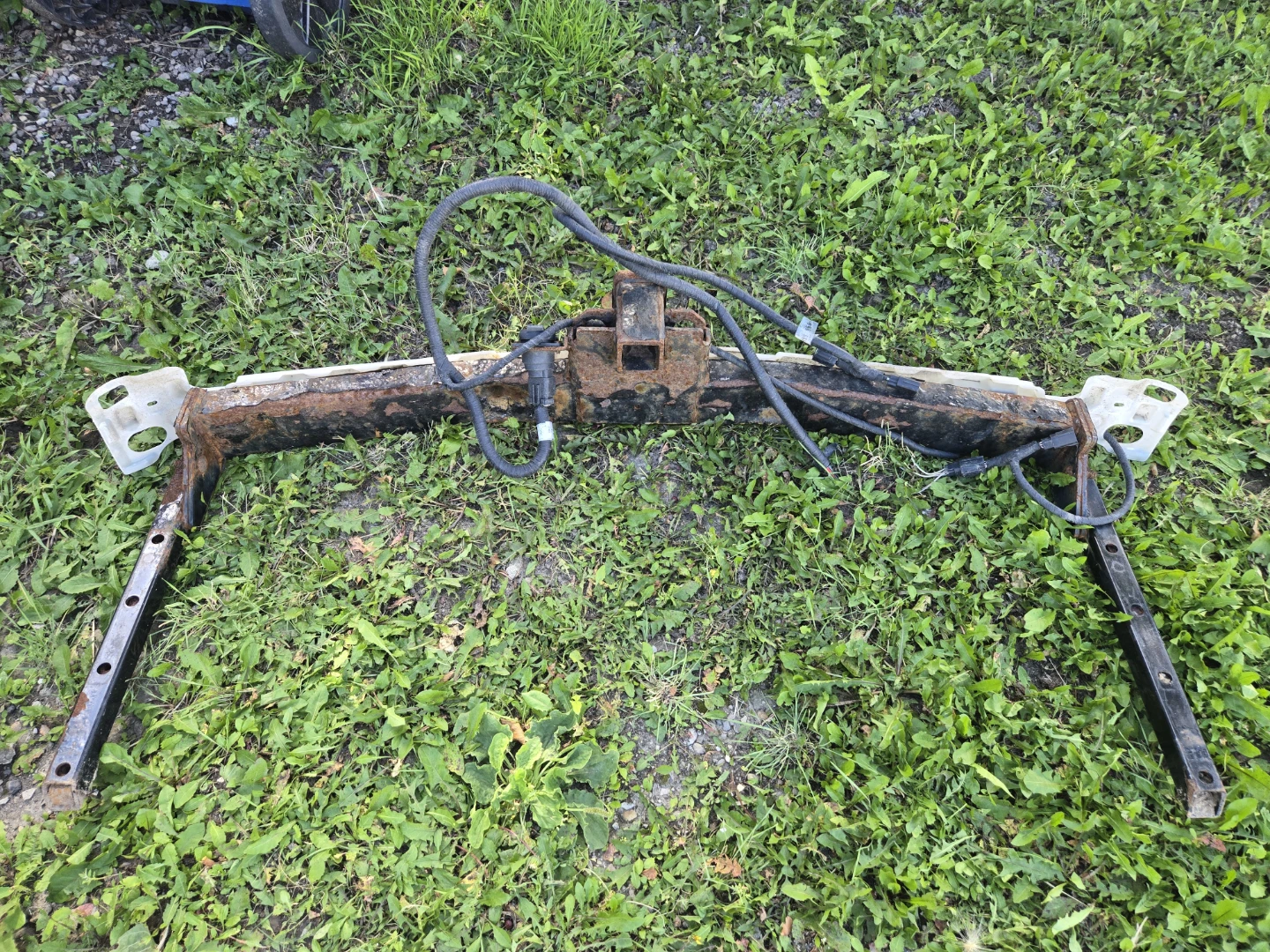 Trailer Hitch Receiver with Wiring - photo 5