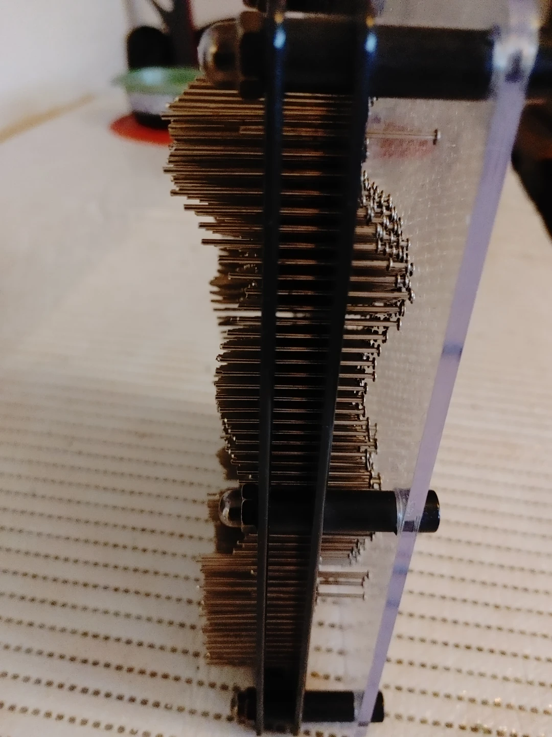 Pin Art 3D Sculpture Toy - photo 2