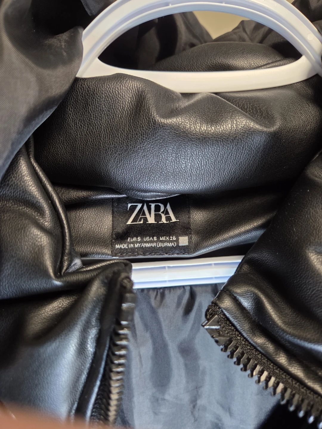Zara Black Faux Leather Puffer Vest Size S - photo 2