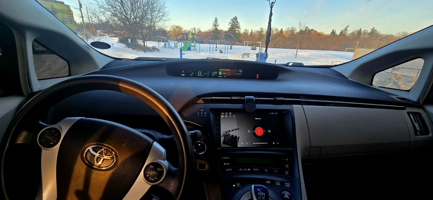 Toyota Prius - photo 3