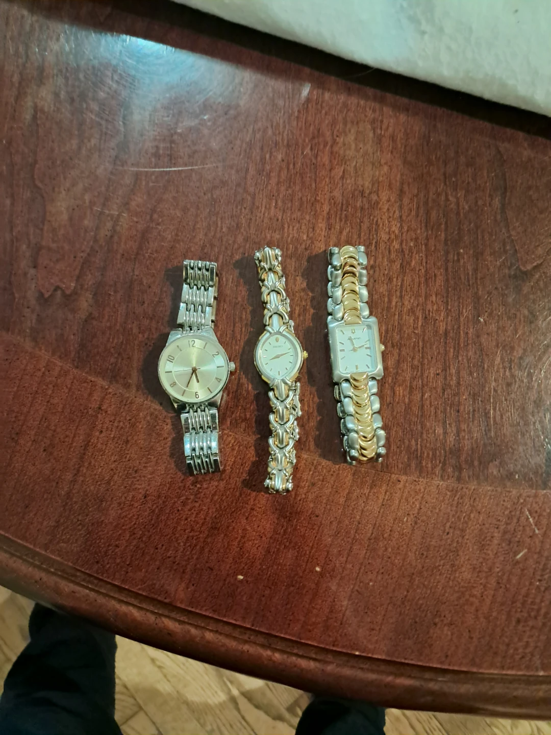 3 Vintage Women's Watches - Seiko, Bulova, and Japanese - photo 2