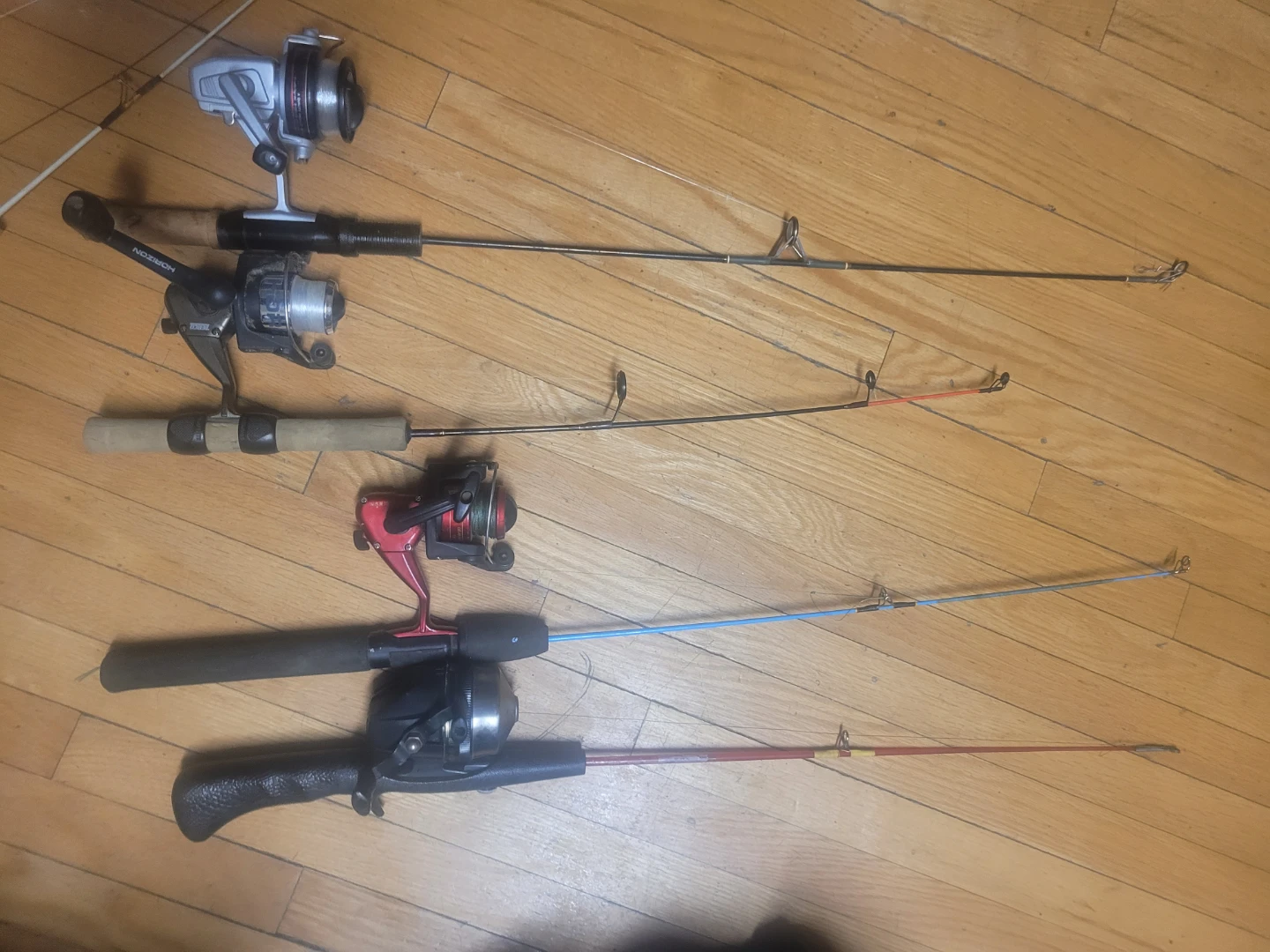 Lot 4 Ice fishing rod caster spinning reel Rods and Reels Combo