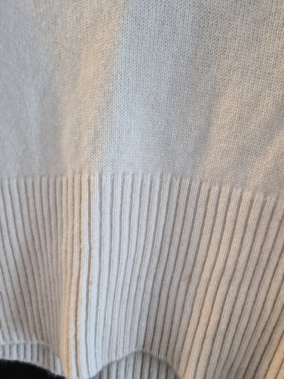 Banana Republic 100% Cashmere Petite S/P Sweater - photo 4