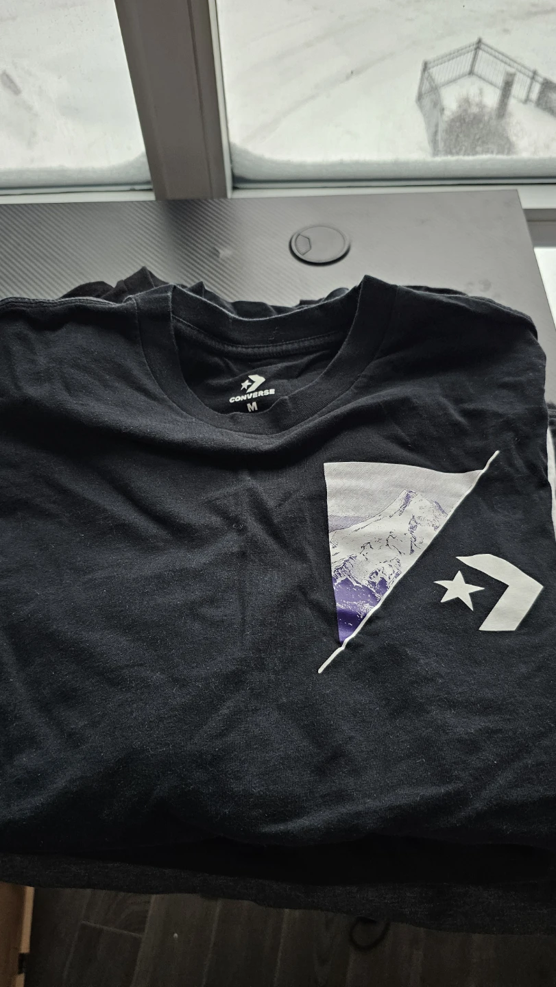 Adidas, Converse, Vans, The North Face T-Shirts - photo 5