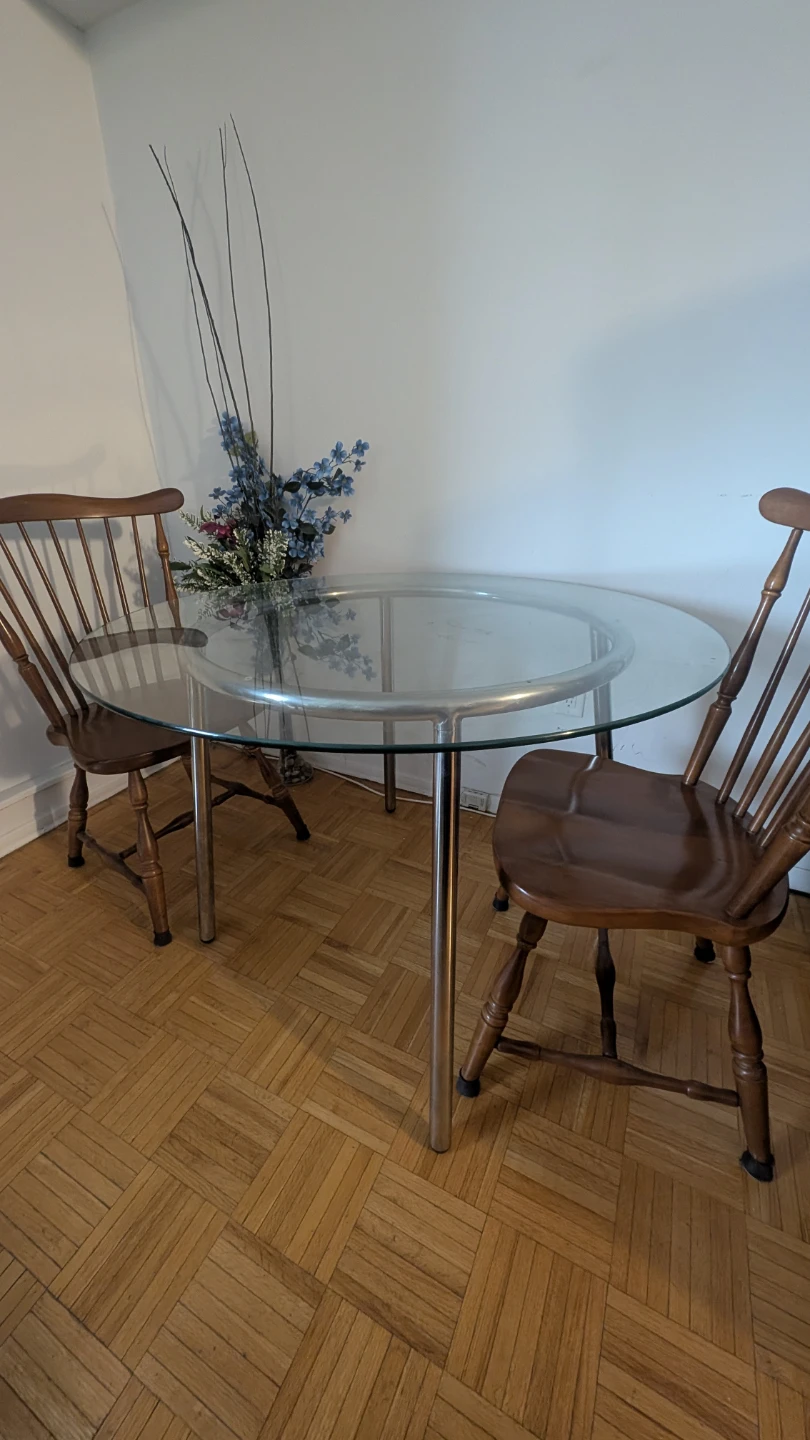 Round Glass Top Dining Table with Wooden Chairs