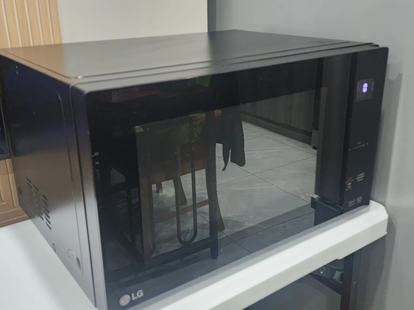 LG Black Microwave Oven