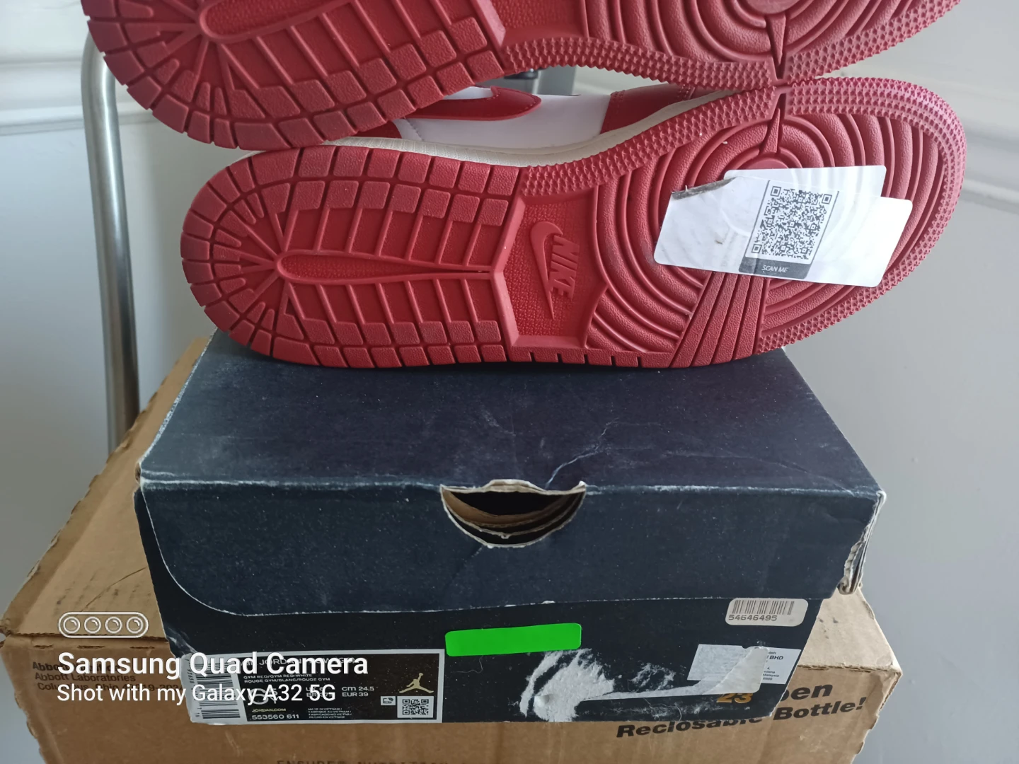 Air Jordan 1 Low Red White Sneakers - photo 3