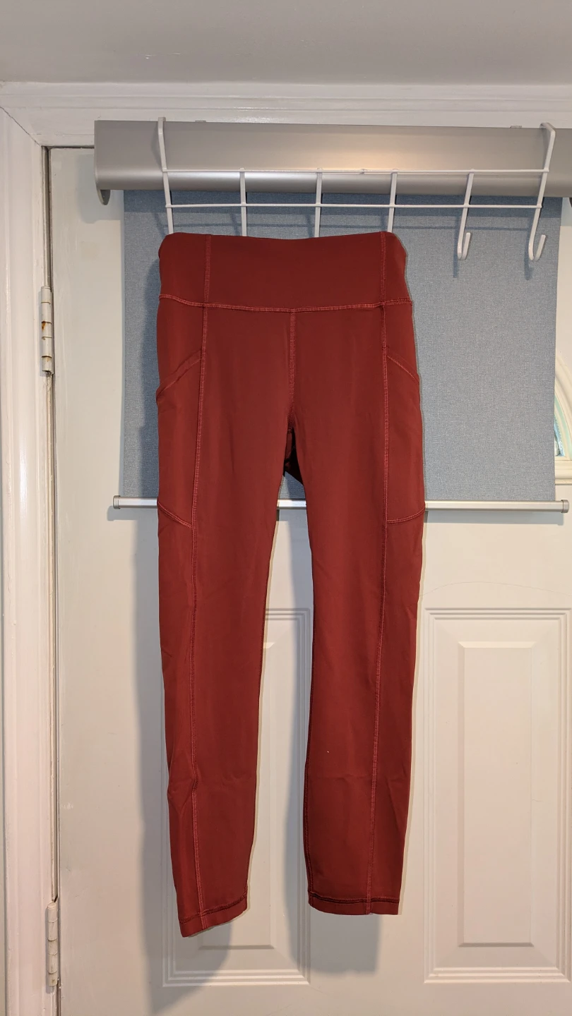 Lululemon Maroon Leggings - Size 4 23” Inseam - photo 2