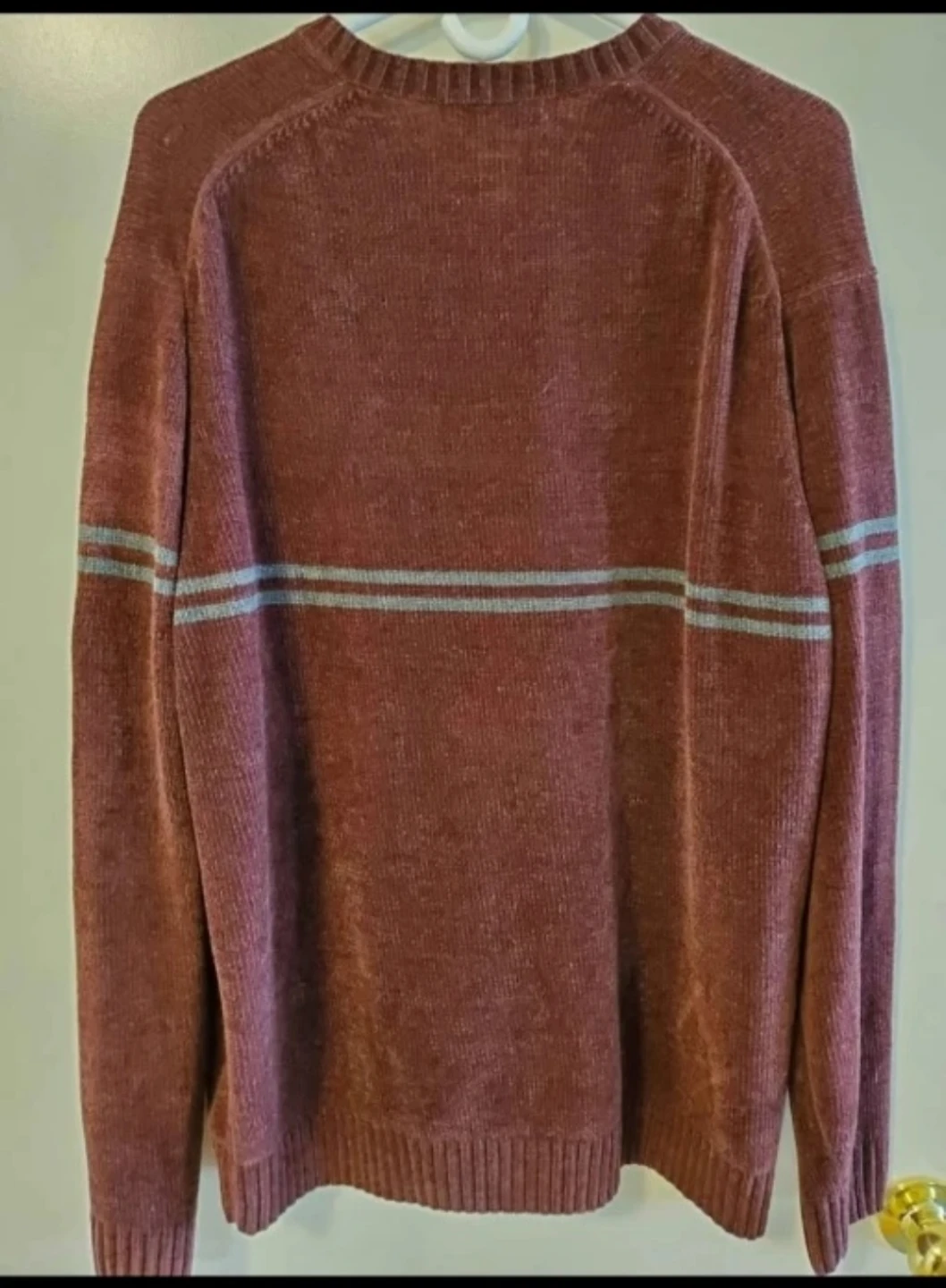 Retreat V-Neck Chenille Sweater 🥕 - photo 3