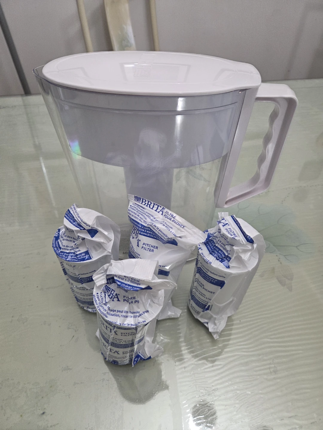 New Brita Pitcher Filters - 4 Pack & pitcher