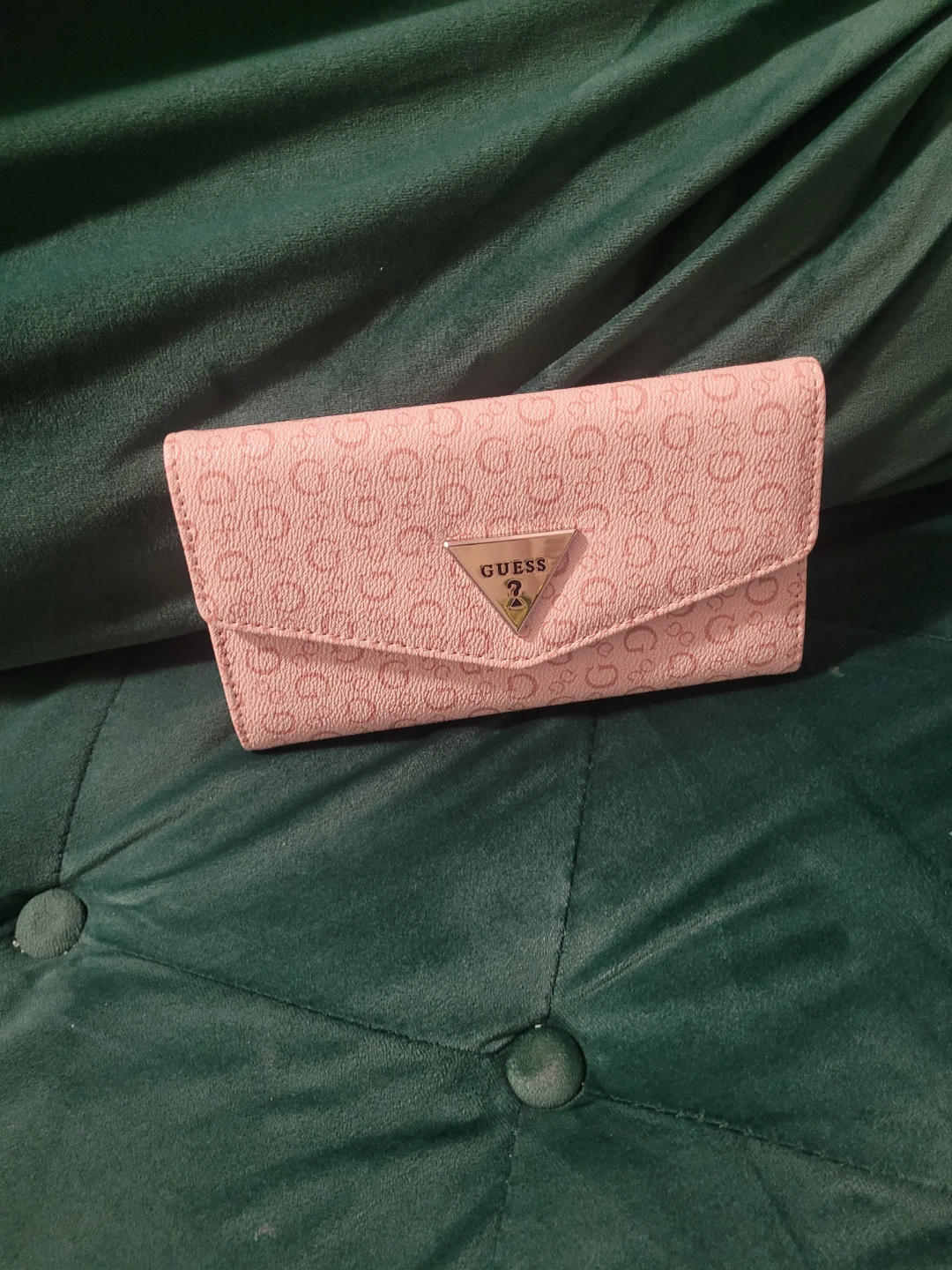 Guess Women's Wallet - Pink