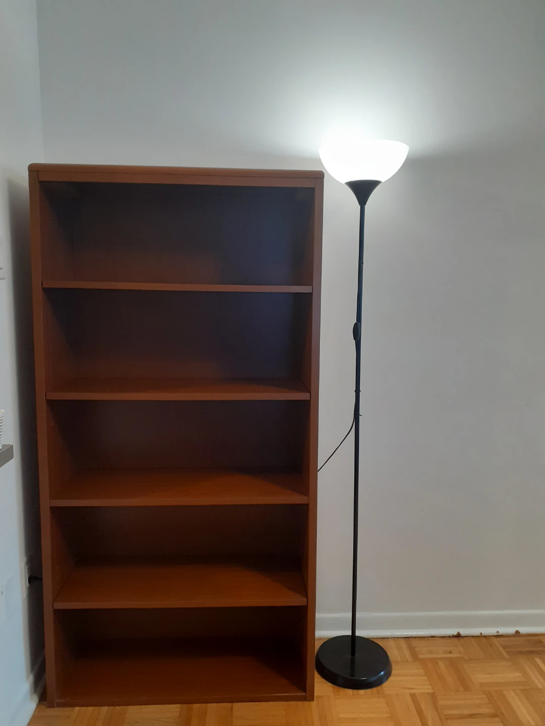 Wooden 5-shelf bookshelf - photo 2
