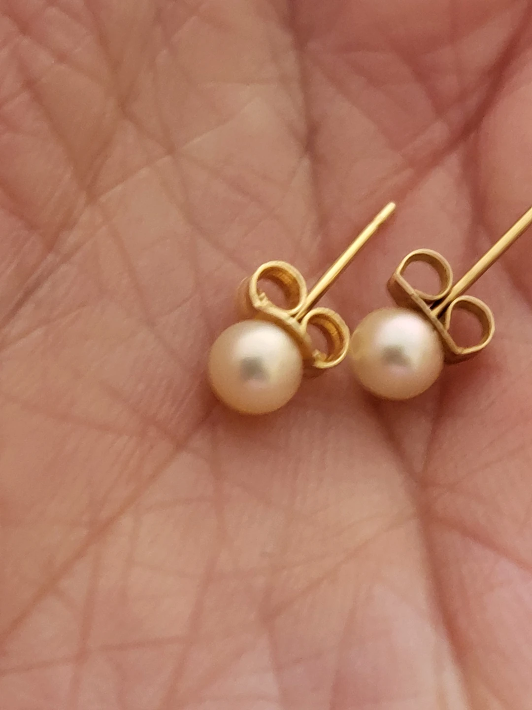 14K Gold Pearl Stud Earrings
