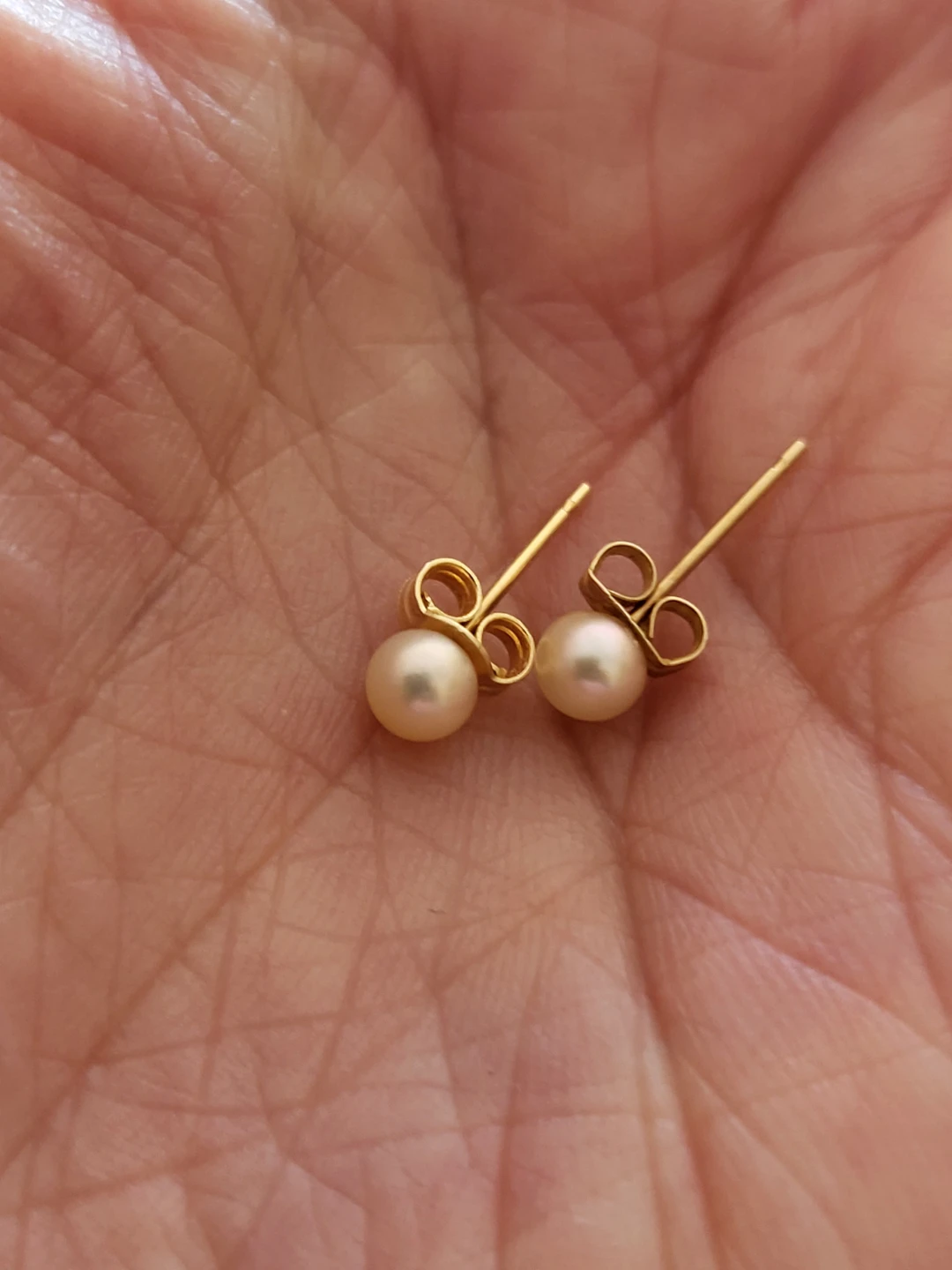 14K Gold Pearl Stud Earrings - photo 2