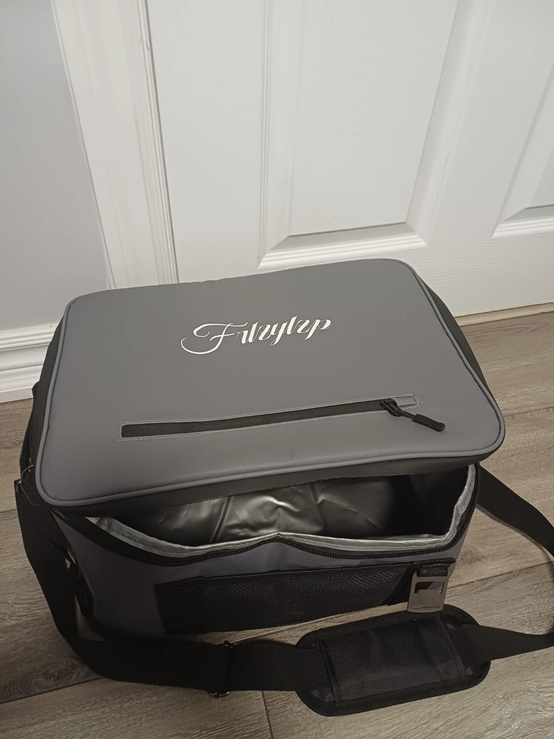 Frlzylzp Grey Insulated Cooler Bag - photo 4