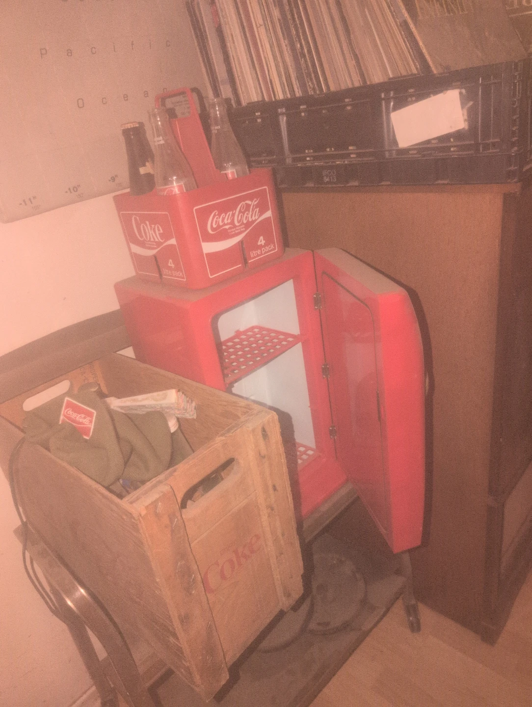Coca-Cola Mini Fridge with 4-Bottle Carrier - photo 2