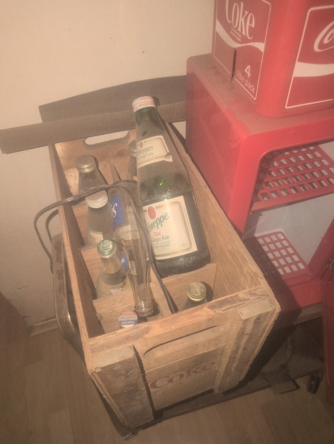 Coca-Cola Mini Fridge with 4-Bottle Carrier - photo 3