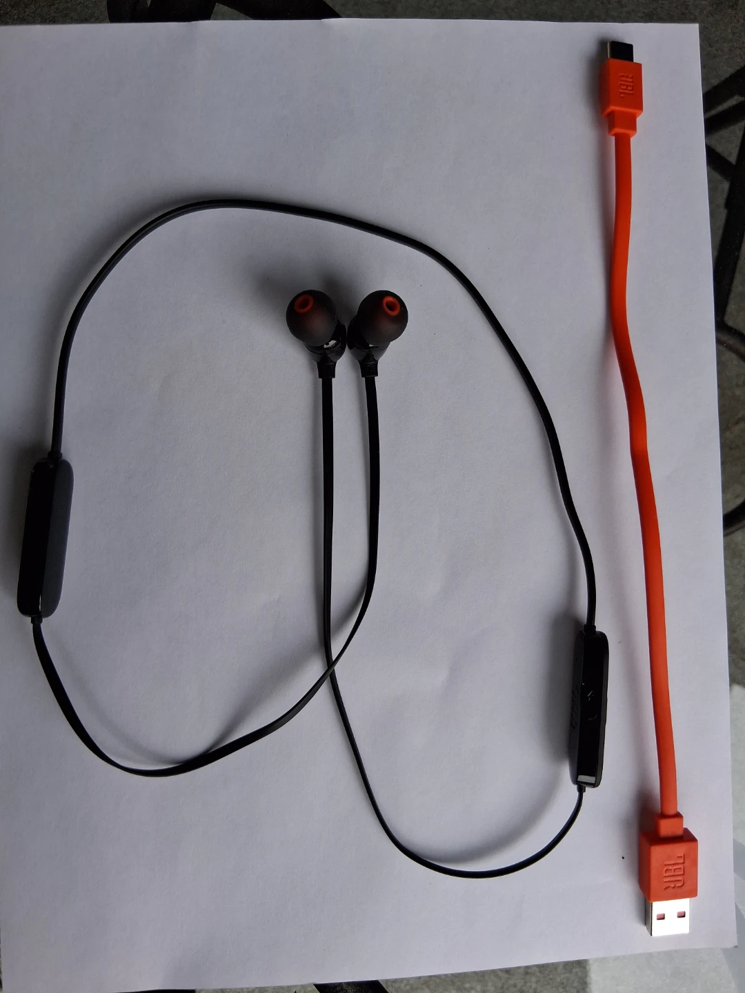 JBL Tune 125BT Wireless Earbuds