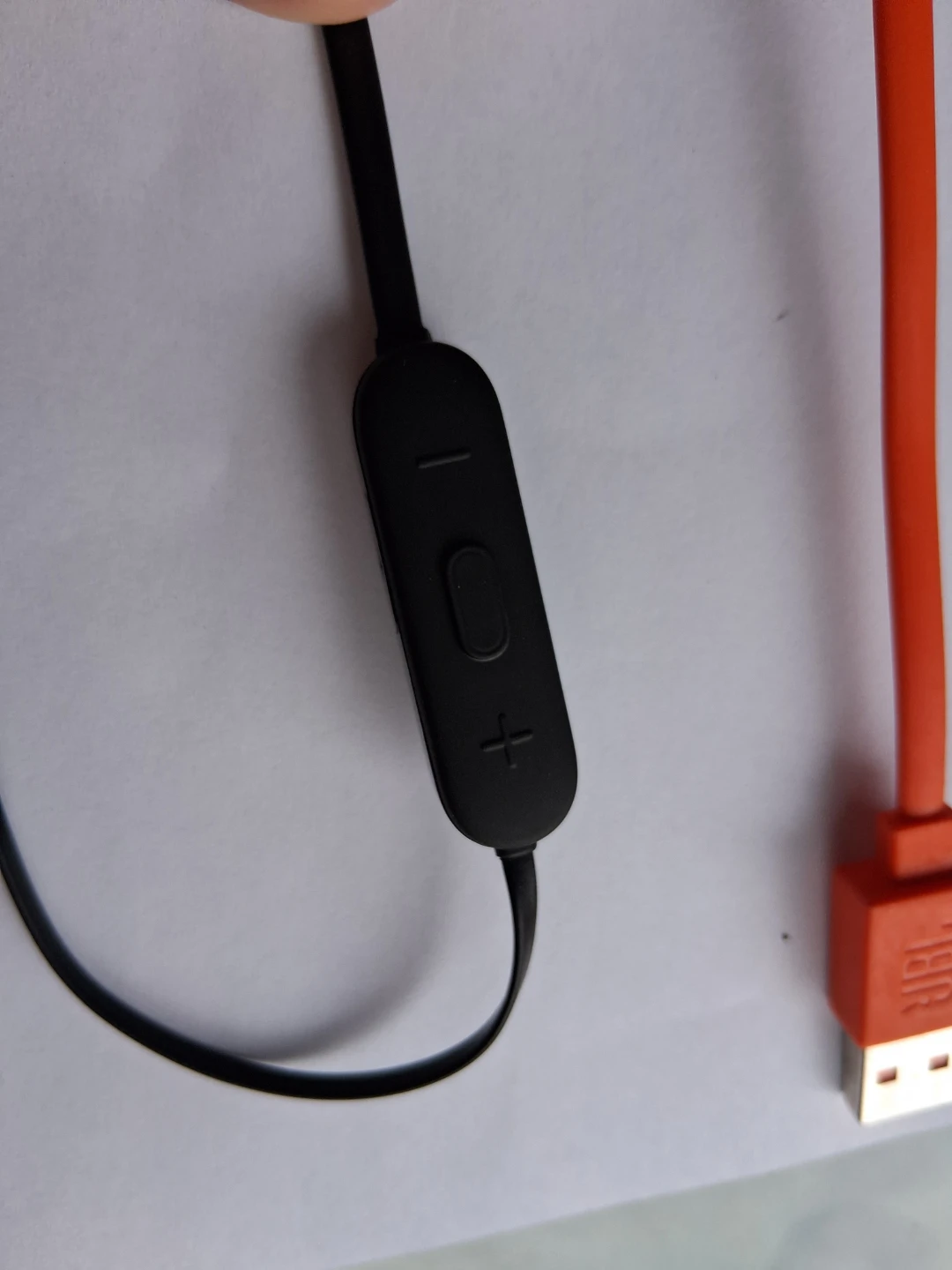 JBL Tune 125BT Wireless Earbuds - photo 2