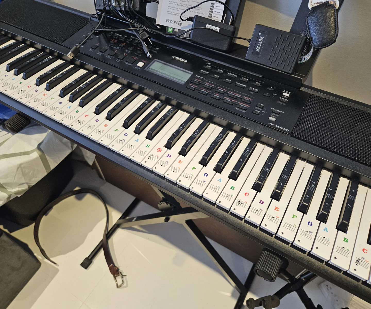 Yamaha PSR-GW300 Keyboard - photo 2