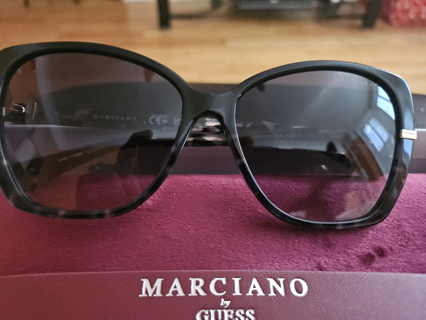 GUESS Marciano Sunglasses - photo 2