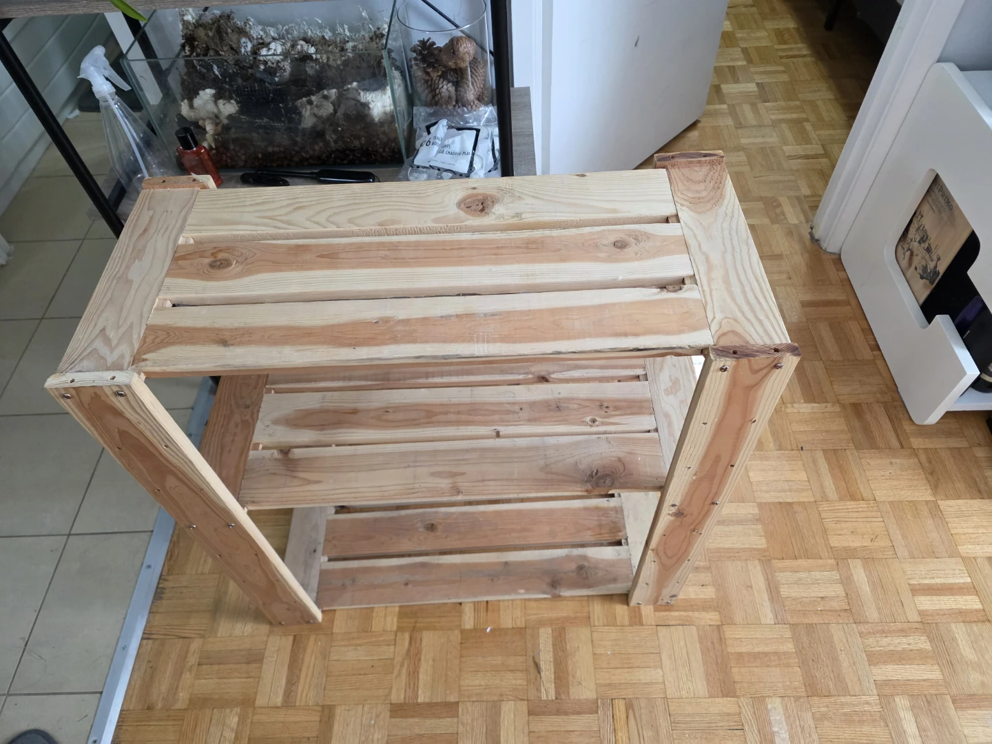 Wooden 2-Tier Shelf Unit - photo 3