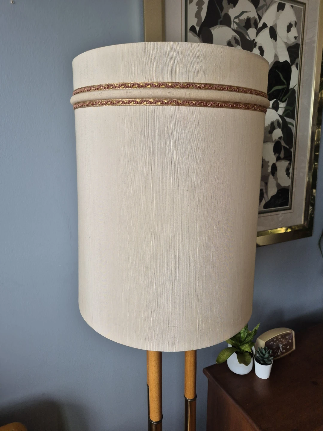 Vintage Mid-Century Brass and Wood Floor Lamp - photo 4